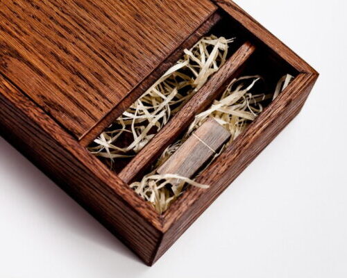 pudelko-rustykalne-1-1-600x400 Drewniane pudełko na zdjęcia - 15x23 cm